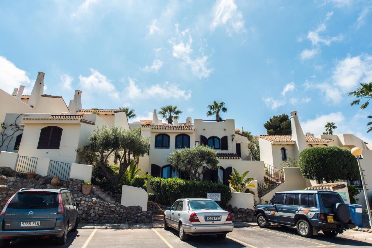 Luxurioese Und Grossraeumige Villa Mit Community Pool, Sicht Auf Das Mittelmeer Sowie Dem Mar Menor, La Manga Club Atamaria Luaran gambar