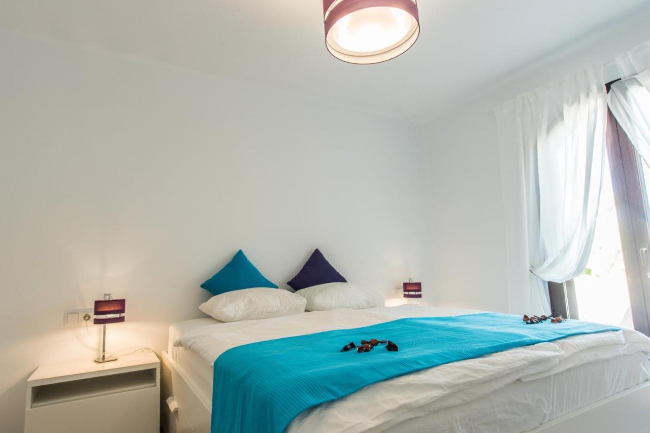 Luxurioese Und Grossraeumige Villa Mit Community Pool, Sicht Auf Das Mittelmeer Sowie Dem Mar Menor, La Manga Club Atamaria Luaran gambar