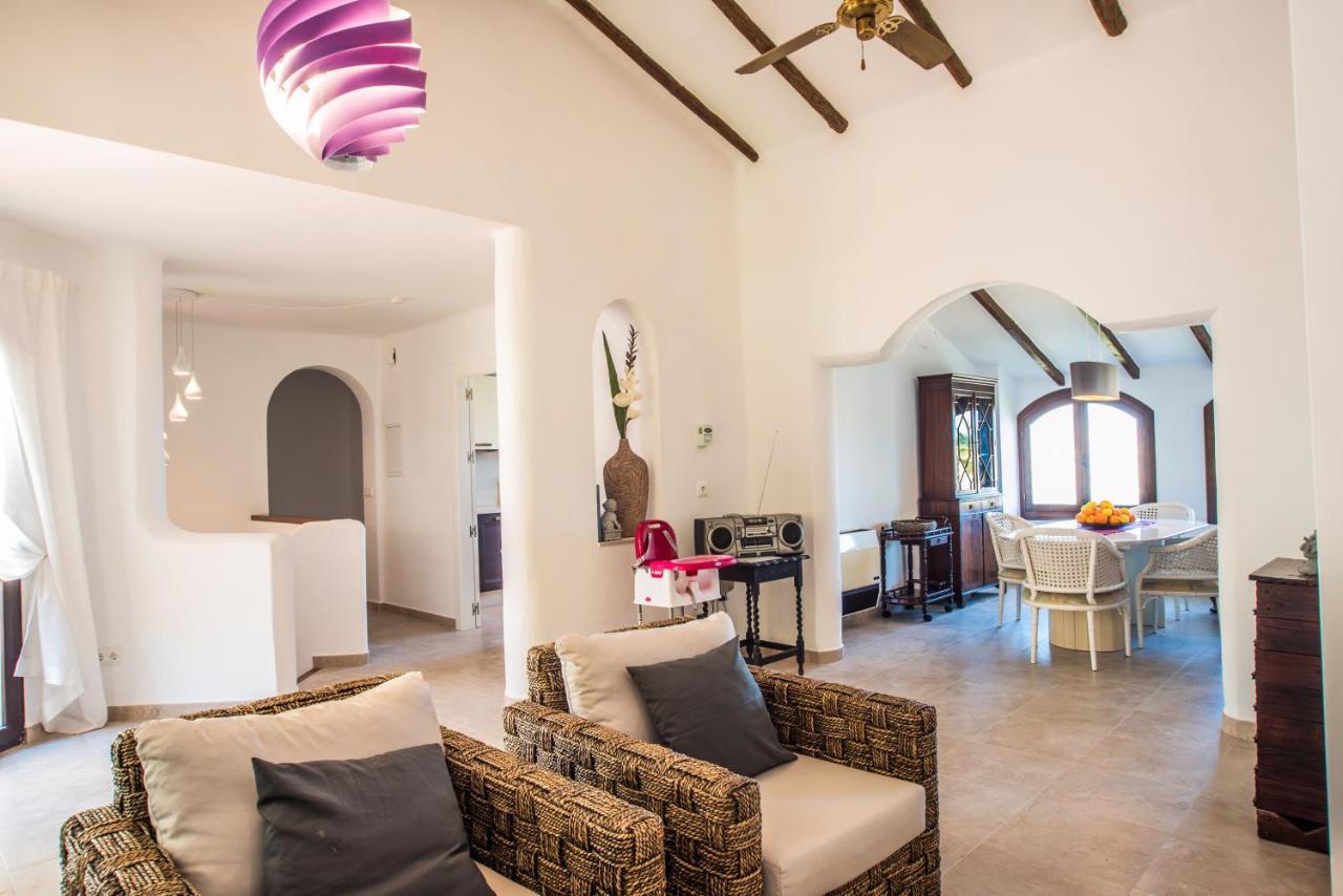 Luxurioese Und Grossraeumige Villa Mit Community Pool, Sicht Auf Das Mittelmeer Sowie Dem Mar Menor, La Manga Club Atamaria Luaran gambar