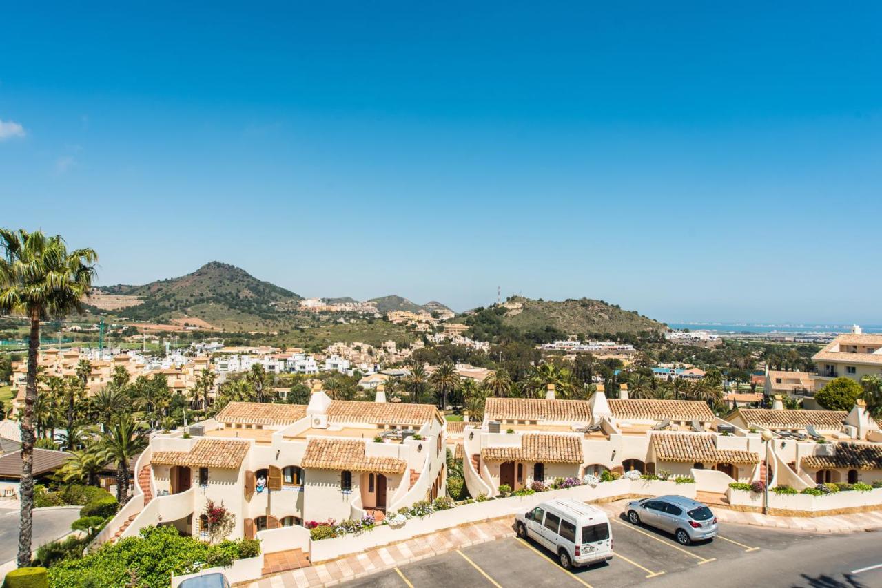 Luxurioese Und Grossraeumige Villa Mit Community Pool, Sicht Auf Das Mittelmeer Sowie Dem Mar Menor, La Manga Club Atamaria Luaran gambar